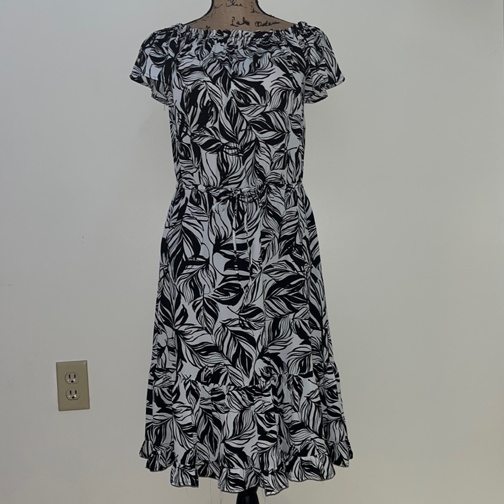 Ruffled Hem Midi Dress